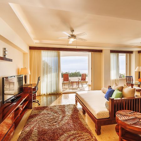 Grand Miramar All Luxury Suites & Residences (Adults Only) Пуэрто-Вальярта Экстерьер фото