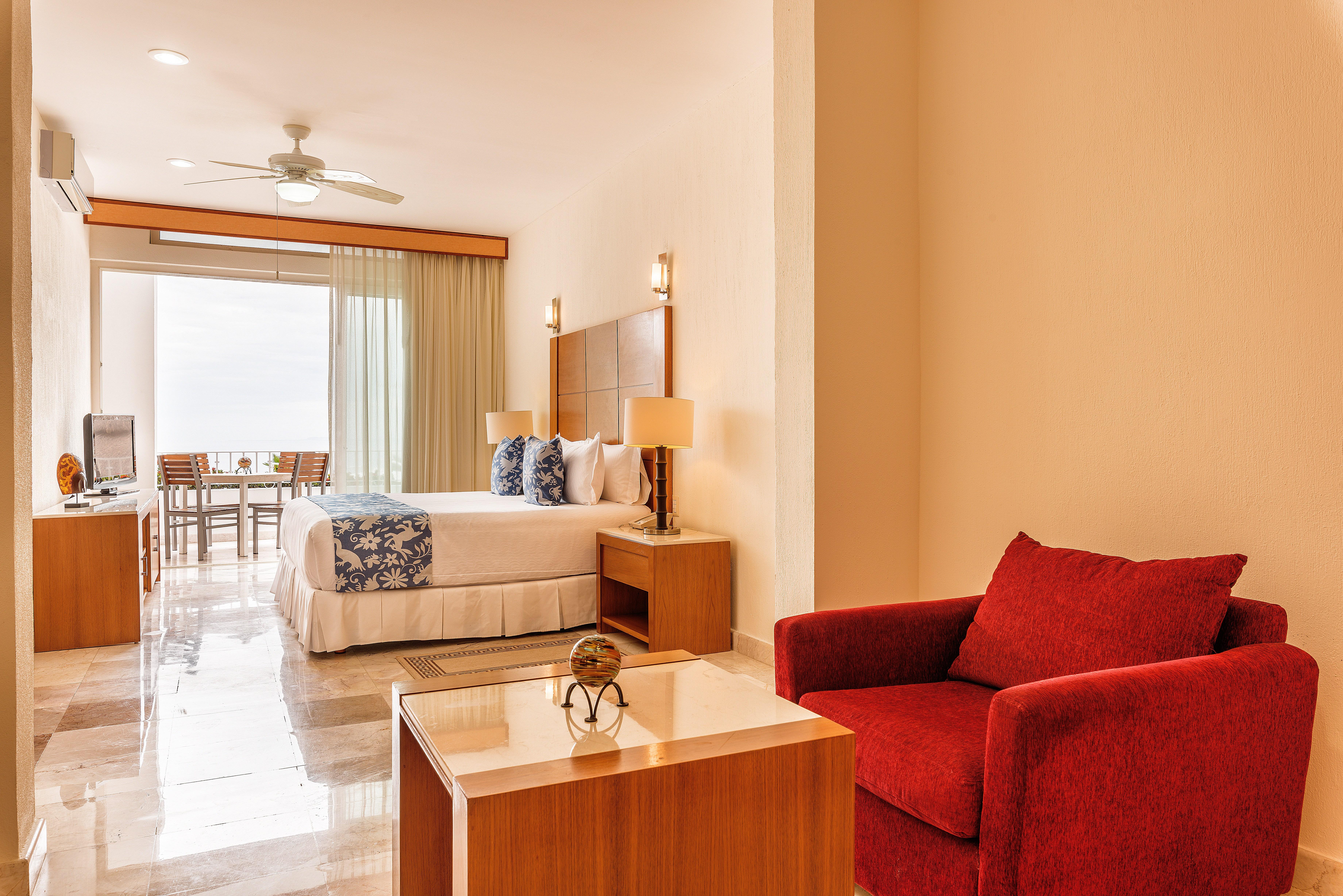 Grand Miramar All Luxury Suites & Residences (Adults Only) Пуэрто-Вальярта Экстерьер фото