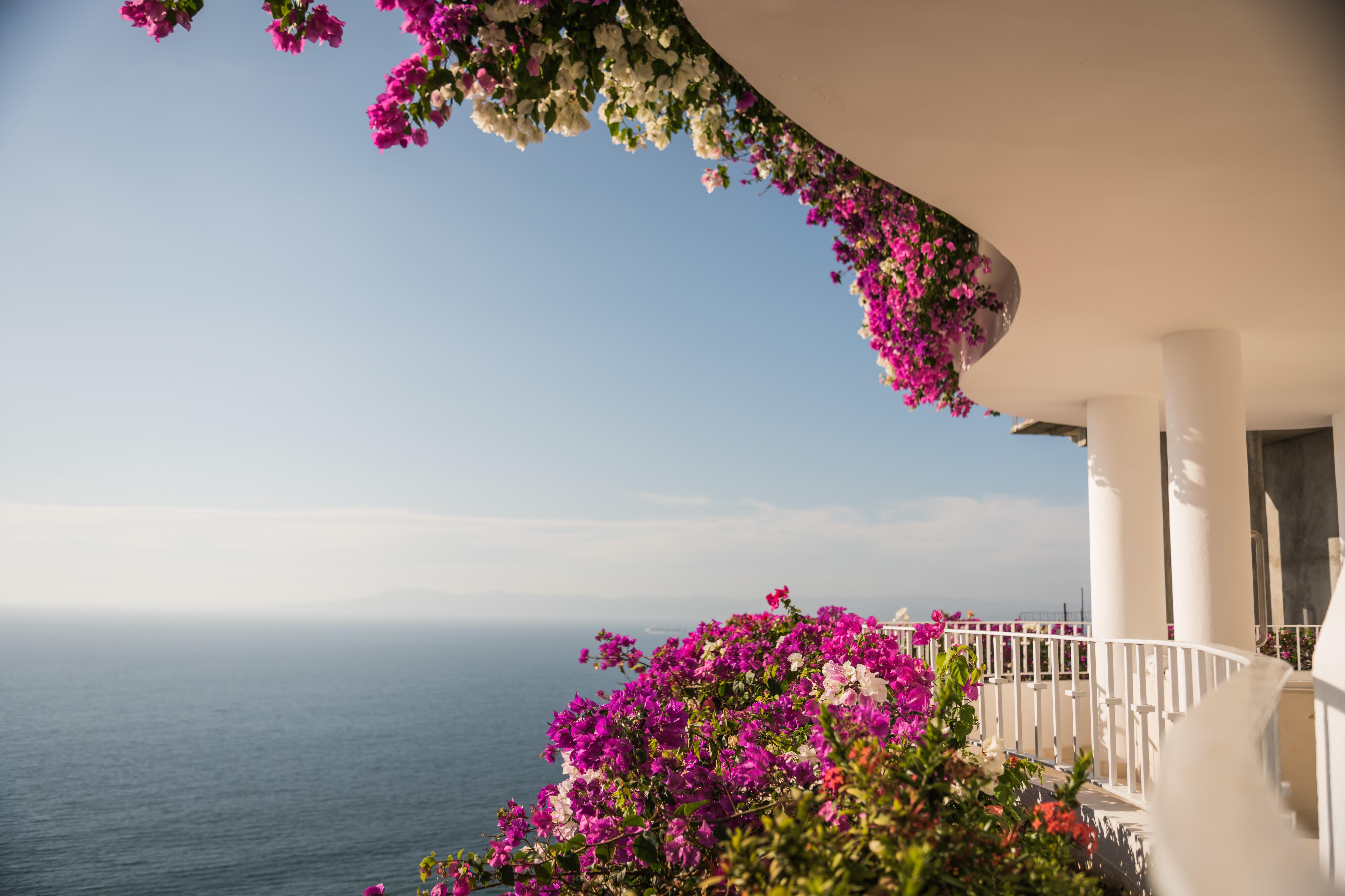 Grand Miramar All Luxury Suites & Residences (Adults Only) Пуэрто-Вальярта Экстерьер фото