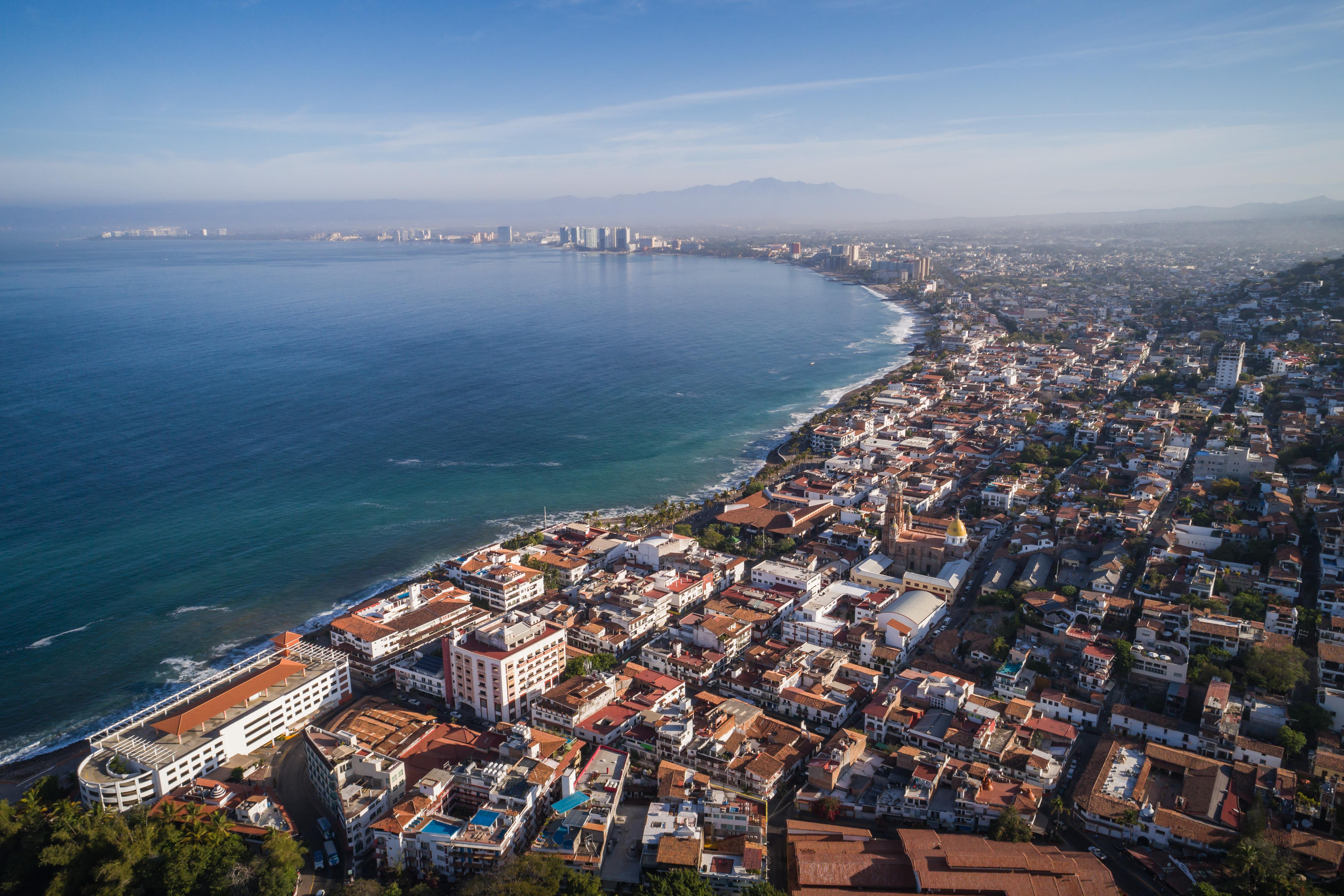 Grand Miramar All Luxury Suites & Residences (Adults Only) Пуэрто-Вальярта Экстерьер фото