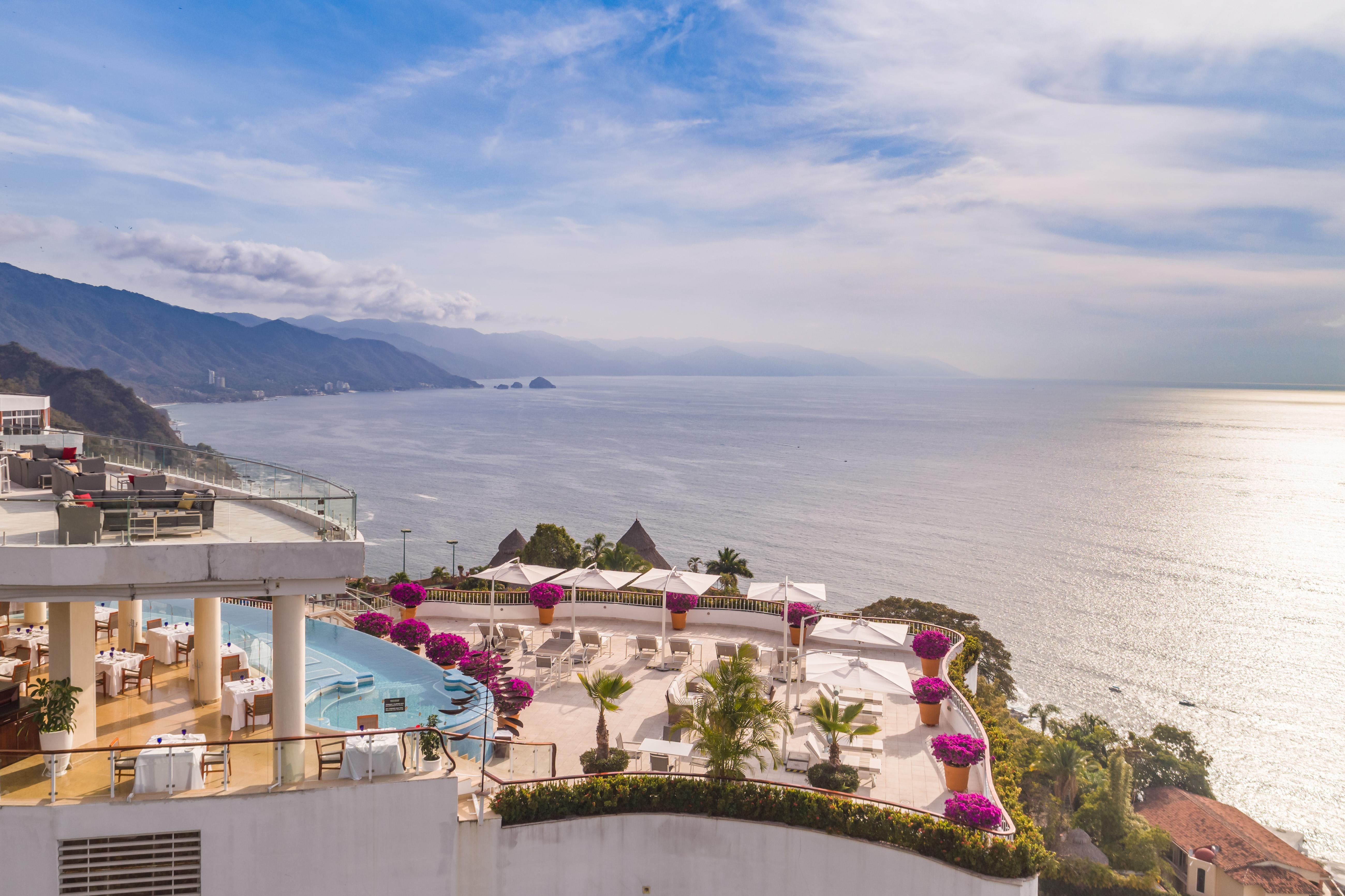 Grand Miramar All Luxury Suites & Residences (Adults Only) Пуэрто-Вальярта Экстерьер фото